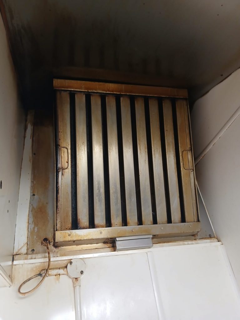 Duct away canopy extraction cleaning 07842 236362