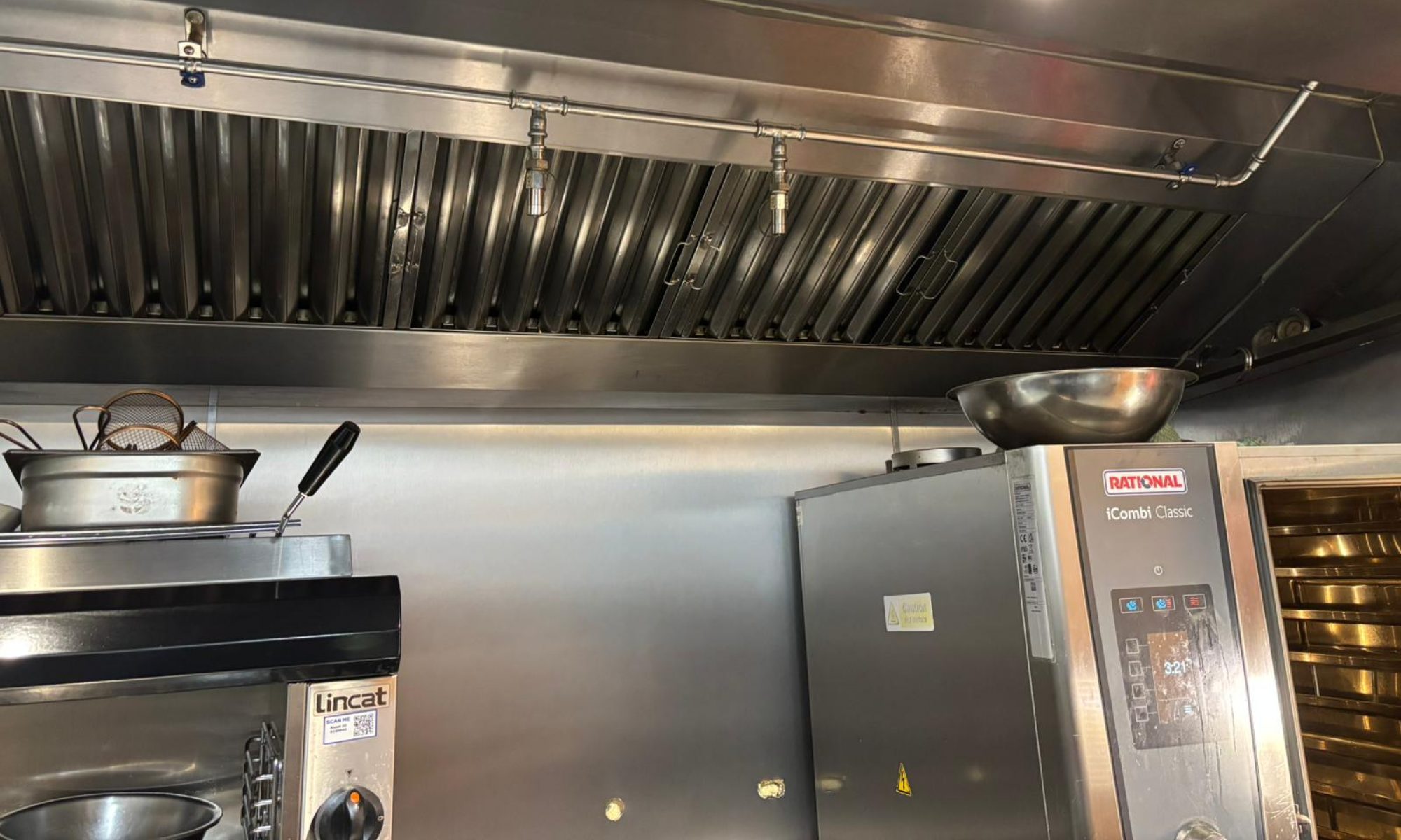 Duct away canopy extraction cleaning 07842 236362